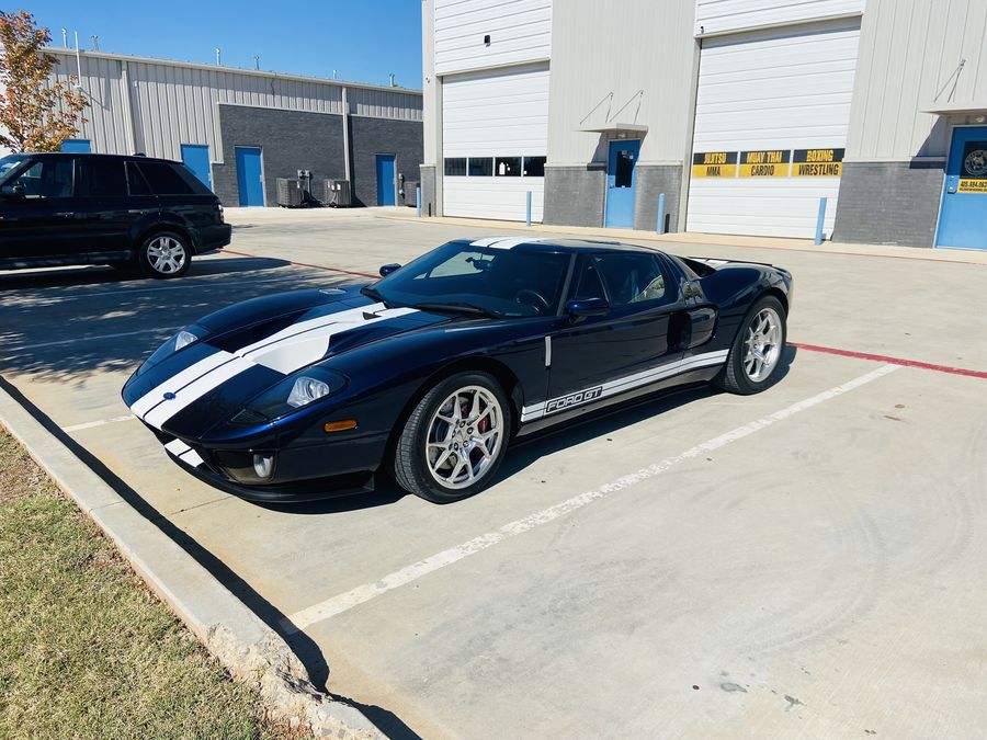 Custom Stripe Package for 2006 Ford GT